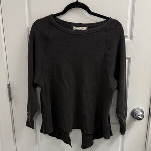 We the Free Split Back Ribbed Long Sleeve Size XS Charcoal gray‎